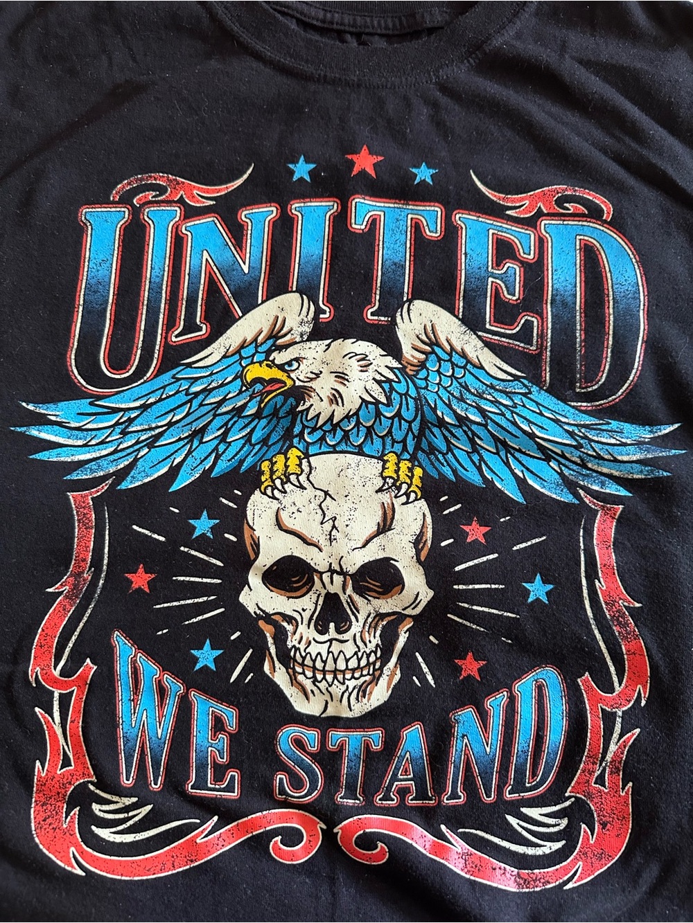 Men's (size L) Patriotic Sleeveless Skull & Eagle Graphic Tee “United We Stand”
